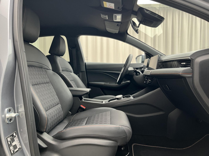 MG MG3 EXCLUSIVE HYBRID+ AUT CZ 1.maj 1.5 Exclusive