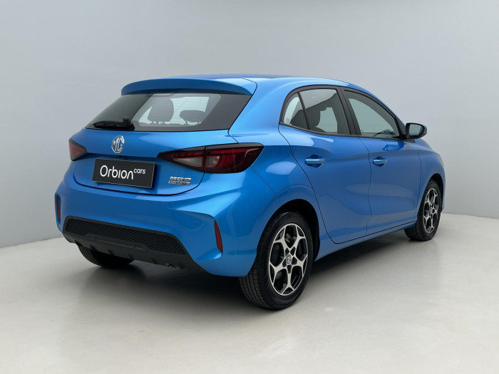 MG MG3 1.5 EMOTION Hybrid+ AUT CZ