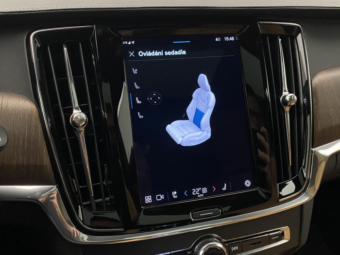 Volvo V90 CC B4 AWD ULTIMATE AUT CZ 2.0 CC CC