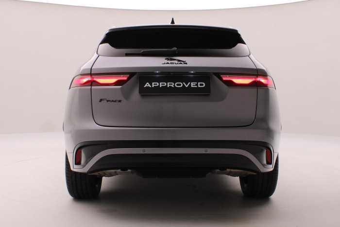 Jaguar F-Pace P250 SE AWD AUT REZERVACE 2.0 SE