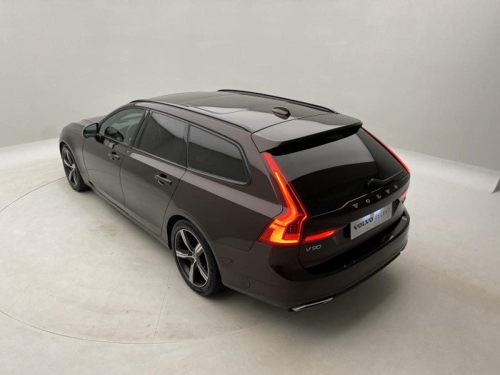 Volvo V90 D4 R-DESIGN AUT REZERVACE 2.0 d