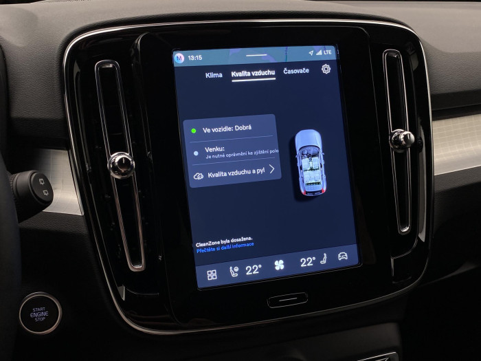 Volvo XC40 B3 DARK PLUS AUT CZ