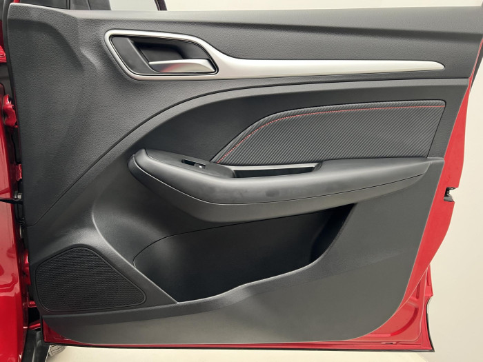 MG ZS 1.5 ESSENTIAL PLUS CZ 1.maj.