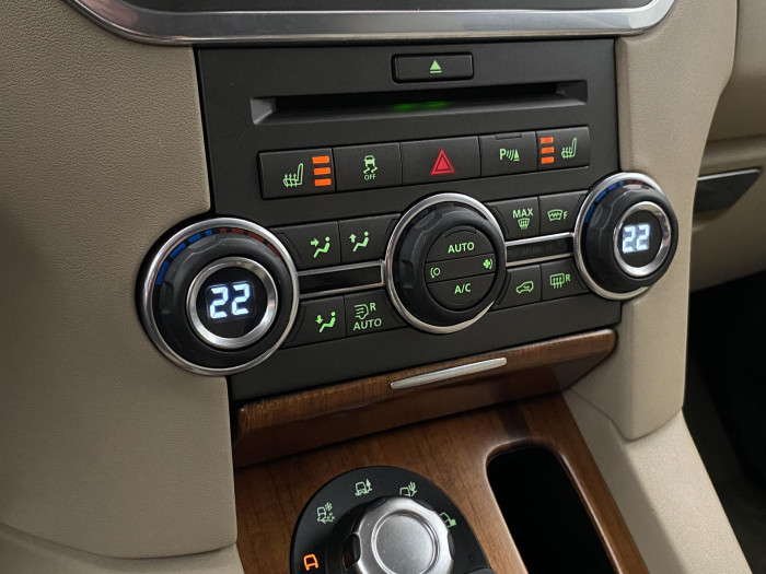 Land Rover Discovery SDV6 HSE AWD AUT CZ