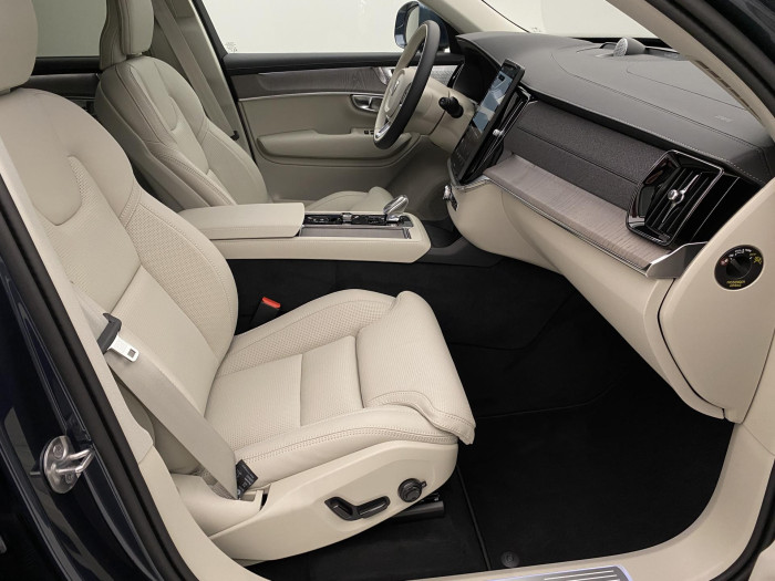 Volvo XC90 T8 AWD RECHARGE BRIGHT PLUS 7m