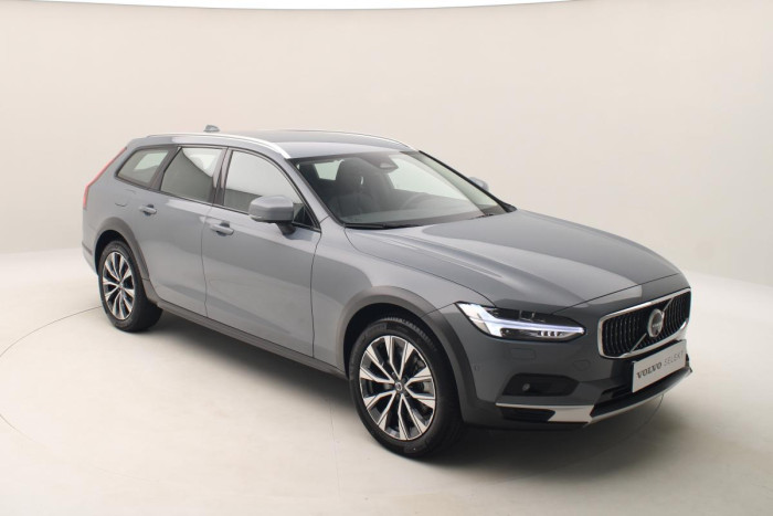 Volvo V90 CC B4 AWD PLUS AUT 1.maj