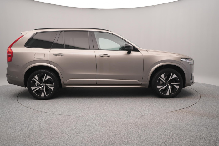 Volvo XC90 B5 AWD R-DESIGN AUT CZ