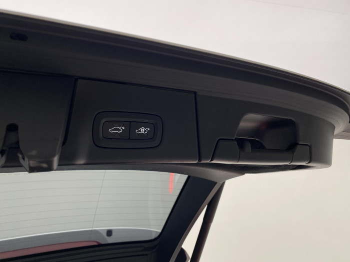 Volvo V90 CC D5 AWD INSCRIPTION AUT 2.0 d CC CC