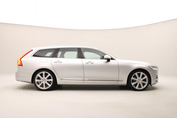 Volvo V90 D5 AWD INSCRIPTION REZERVACE 2.0 d