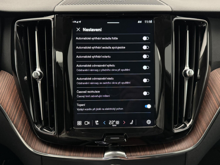 Volvo XC60 T8 AWD RECHARGE BRIGHT PLUS