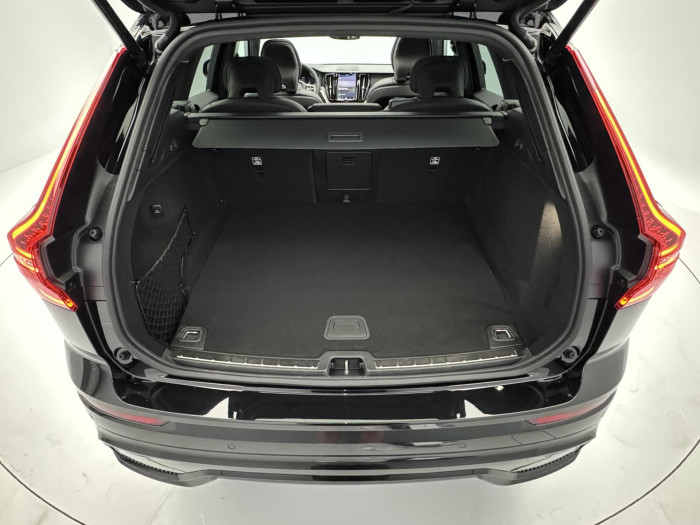 Volvo XC60 T6 AWD ULTRA BLACK EDITION 2.0 Edition