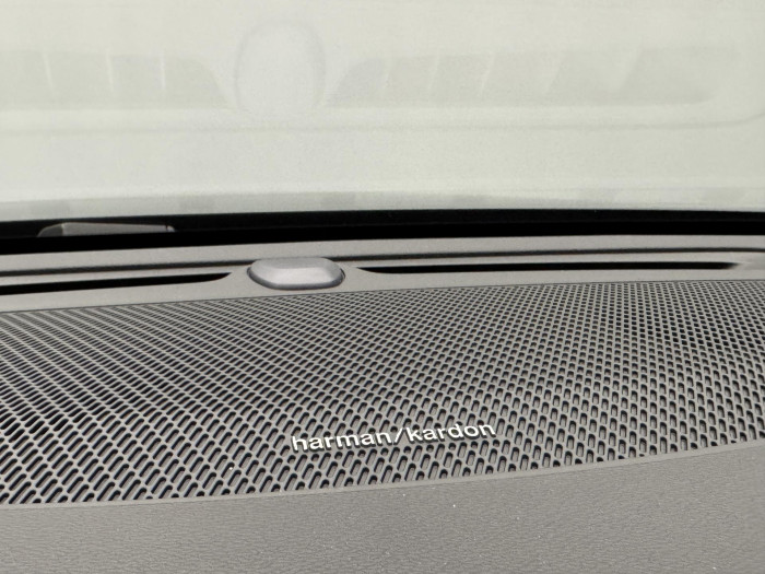 Volvo V60 B4 AUT DARK PLUS