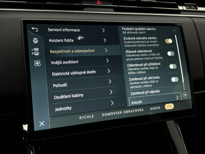 Land Rover Range Rover Sport D250 DYNAMIC SE AWD Aut 3.0 d Dynamic SE