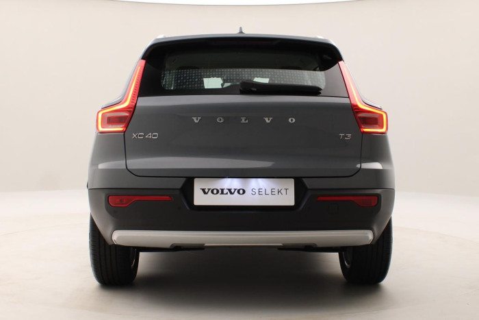 Volvo XC40 T3 MOMENTUM REZERVACE 1.5 Momentum