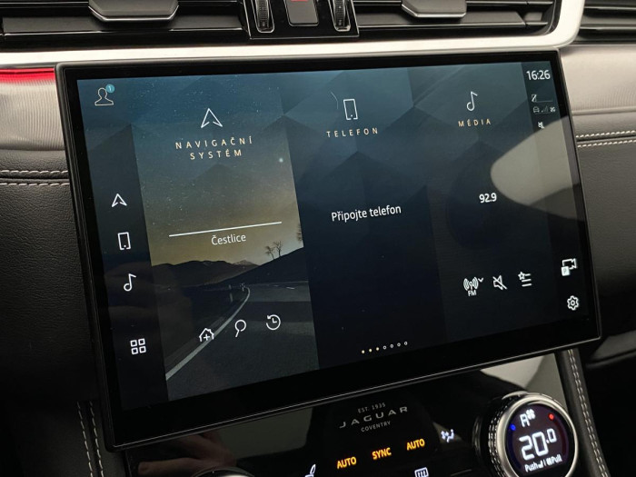 Jaguar F-Pace P400e R-DYNAMIC SE REZERVACE 2.0 Dynamic SE