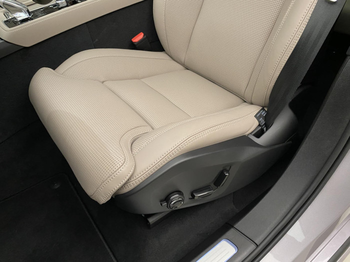 Volvo XC90 T8 AWD RECHARGE BRIGHT ULTRA 7
