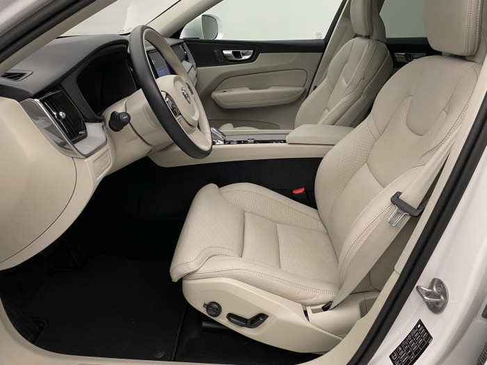 Volvo XC60 T6 AWD PLUS BRIGHT AUT 1.maj