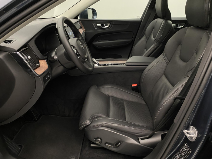 Volvo XC60 T6 AWD INSCRIPTION RECHARGE CZ