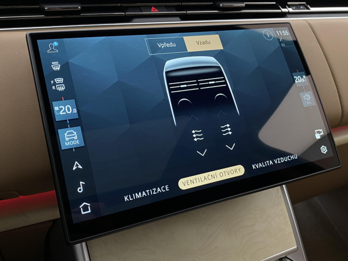 Land Rover Range Rover SV P615 SWB