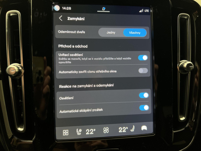 Volvo XC40 B4 DARK ULTRA AUT