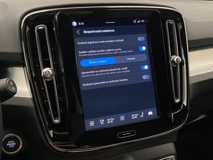 Volvo XC40 B3 AUT DARK PLUS