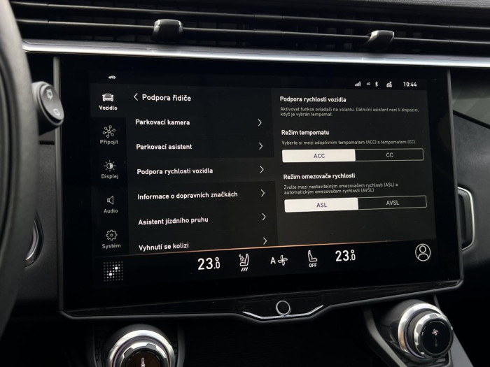 Lynk & Co 01 PHEV DCT Aut 1.maj.