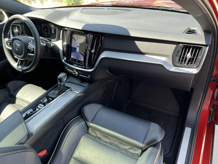 Volvo V60 D4 R-DESIGN Aut 1.maj. 2.0 d