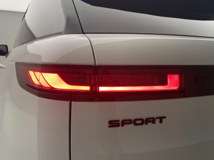 Land Rover Range Rover Sport D300 DYNAMIC SE AWD REZERVACE 3.0 d Dynamic SE