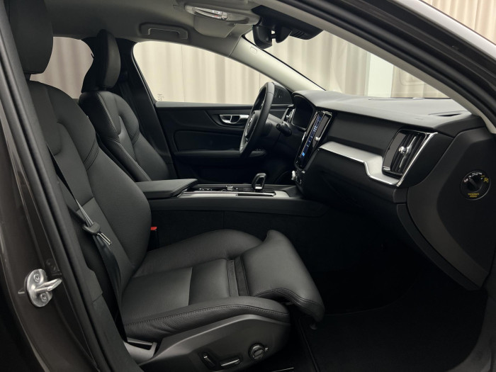 Volvo V60 CC B5 AWD PLUS BRIGHT AUT