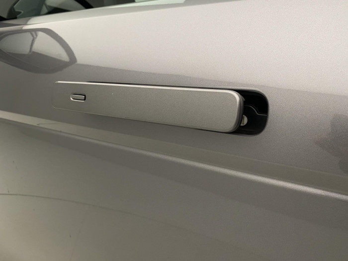 Land Rover Range Rover Evoque D165 R-DYNAMIC SE  AWD AUT 2.0 d Dynamic SE