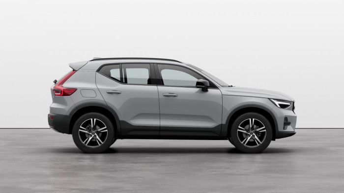 Volvo XC40 B3 AUT DARK PLUS 2.0 Plus