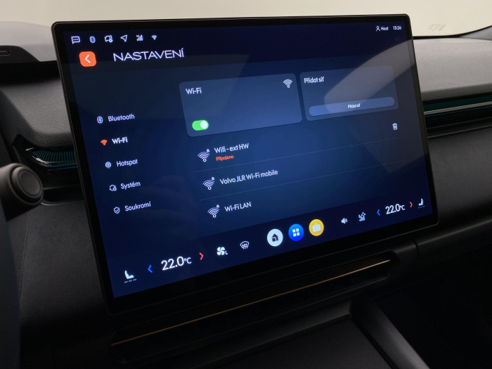 Lynk & Co 08 MORE PHEV