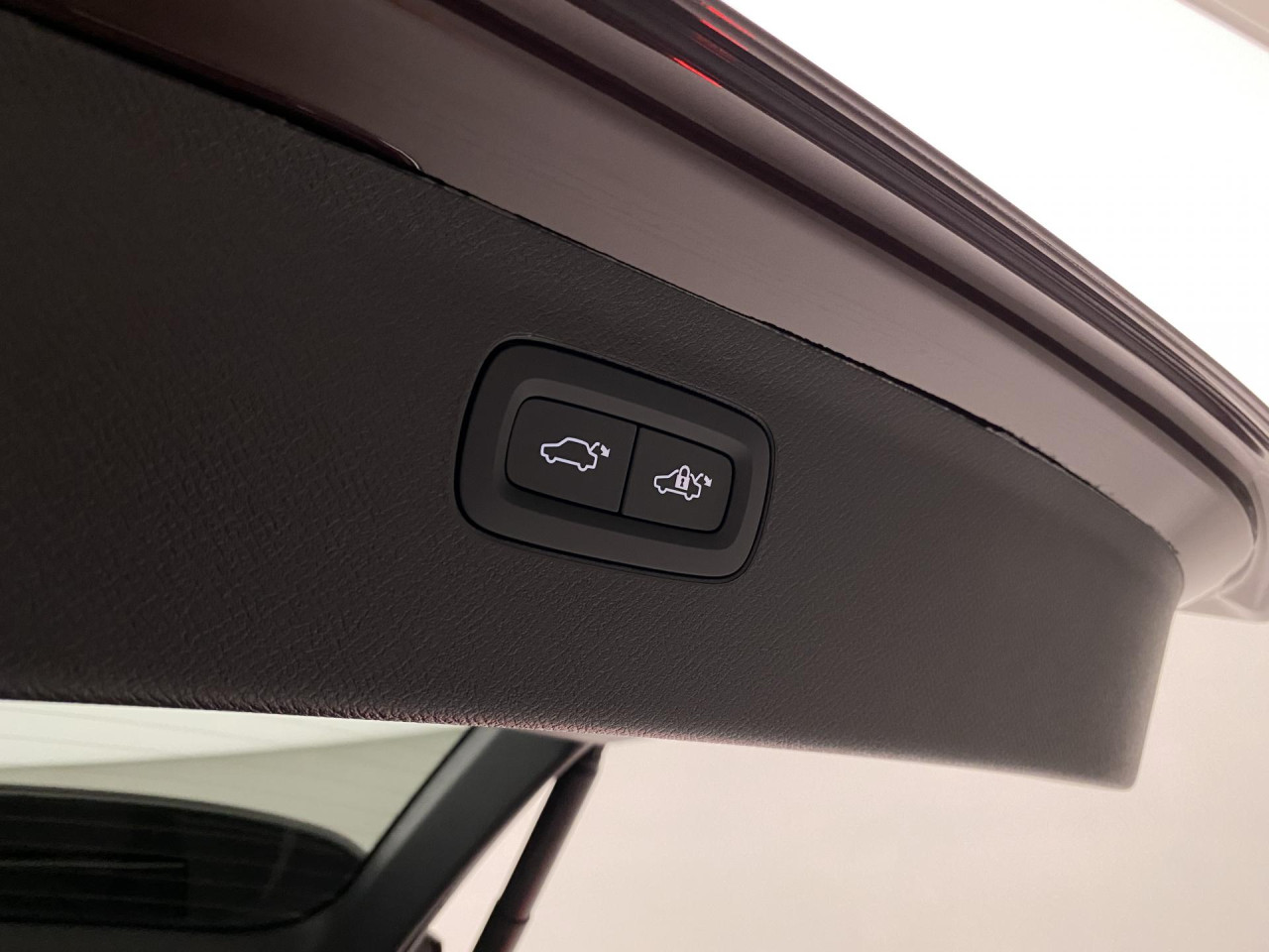 Volvo XC90 T8 AWD RECHARGE BRIGHT ULTRA 7