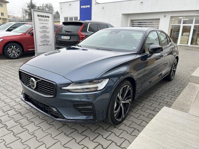 Volvo S60 B5 AWD AUT DARK PLUS 2.0 Plus