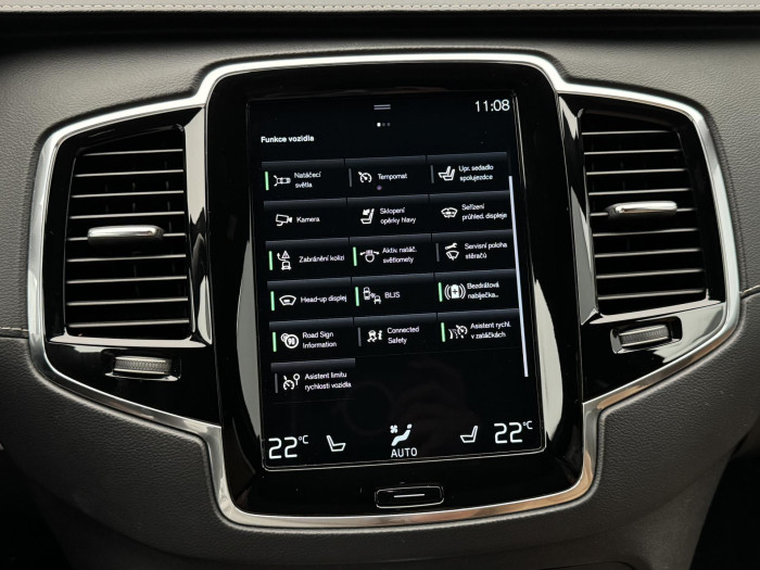 Volvo XC90 B5 AWD INSCRIPTION CZ 1.maj 7M