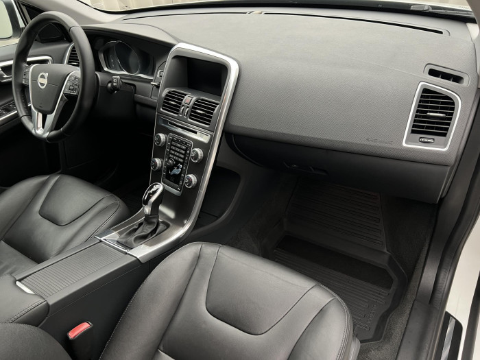 Volvo XC60 D4 AWD SUMMUM POLESTAR AUT 2.4 d Summum