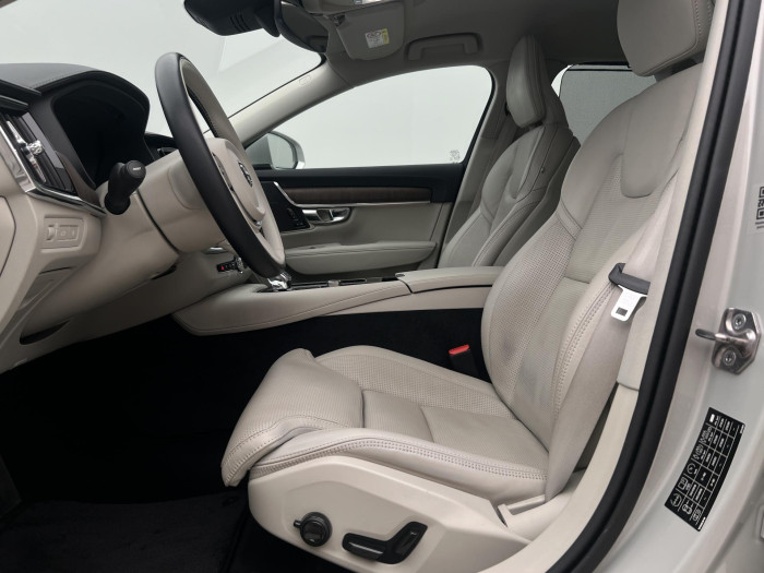 Volvo V90 T6 AWD RECHARGE INSCRIPTION CZ