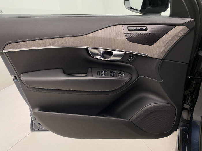 Volvo XC90 B5 AWD PLUS DARK AUT CZ 7míst