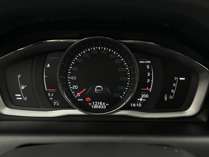 Volvo XC60 D4 AWD MOMENTUM AUT 2.4 d Momentum