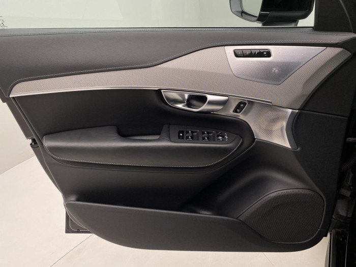 Volvo XC90 D5 AWD INSCRIPTION REZERVACE 2.0 d