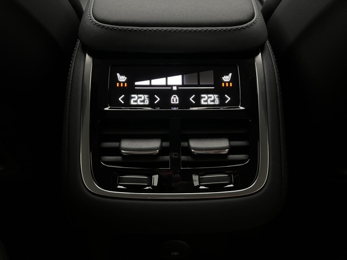 Volvo XC90 T8 AWD RECHARGE DARK PLUS AUT
