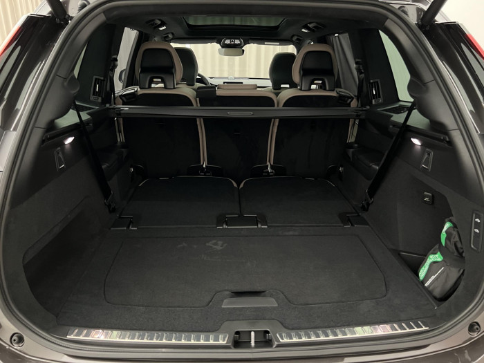 Volvo XC90 B5 AWD DARK ULTRA AUT