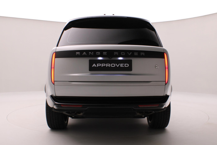 Land Rover Range Rover SV P530 LWB 1.maj.