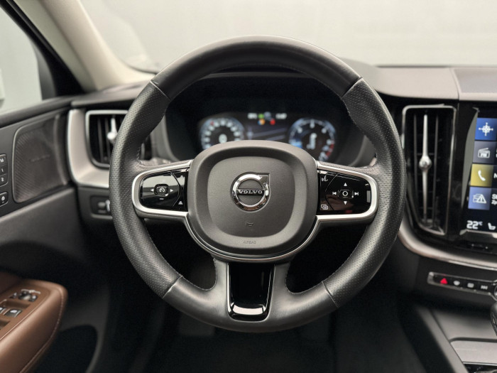 Volvo XC60 D5 AWD INSCRIPTION AUT CZ 2.0 d