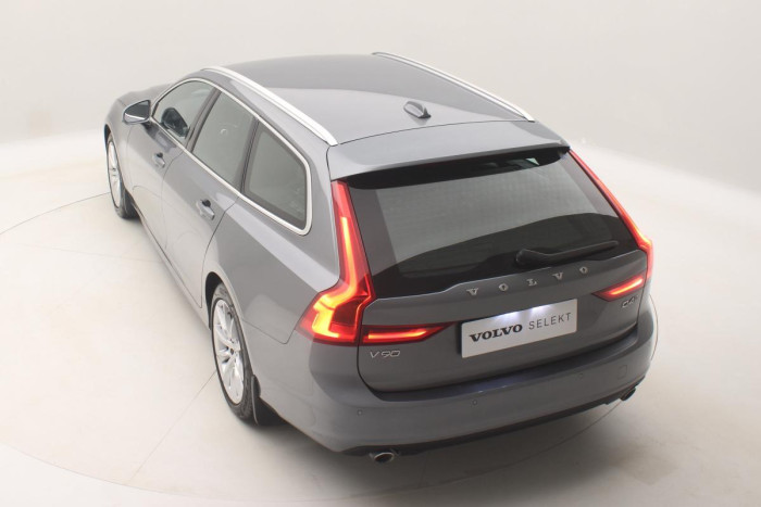 Volvo V90 D4 AWD MOMENTUM REZERVACE 2.0 d Momentum