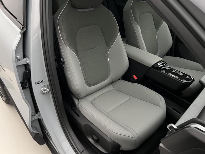 Volvo EX30 CC PURE ELECTRIC TWIN MOTOR UL CC CC