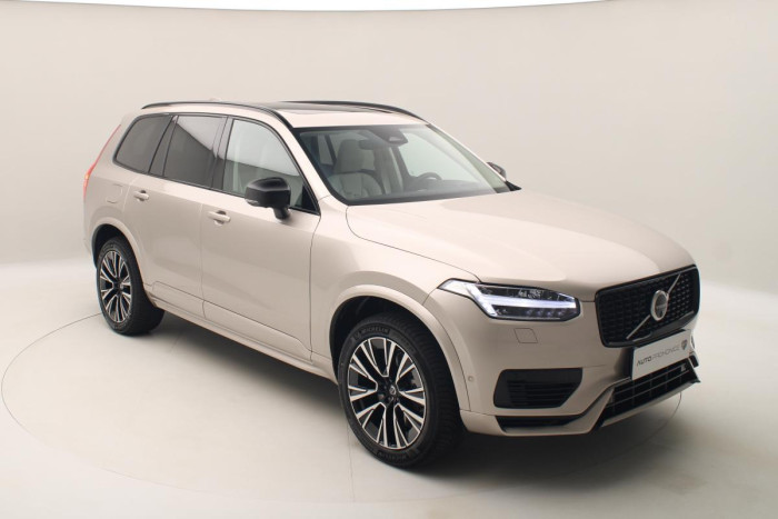 Volvo XC90 T8 AWD RECHARGE DARK ULTIMATE