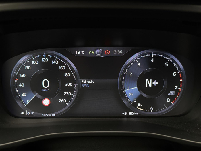 Volvo XC40 T3 MOMENTUM CZ 1.maj. 1.5 Momentum