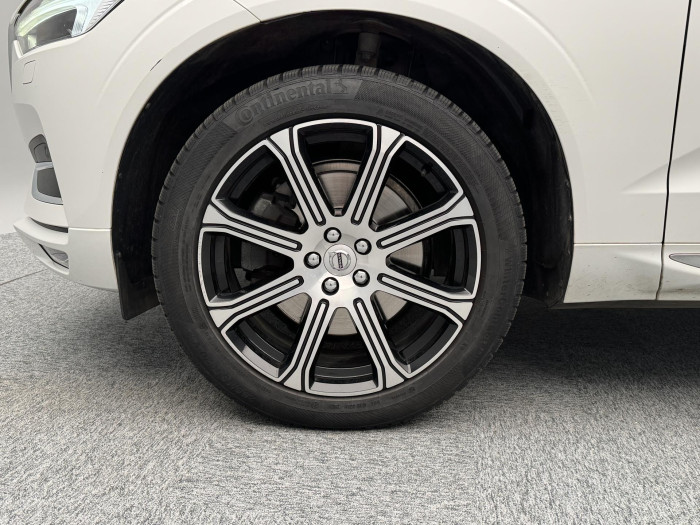 Volvo XC60 B4 AWD INSCRIPTION AUT CZ