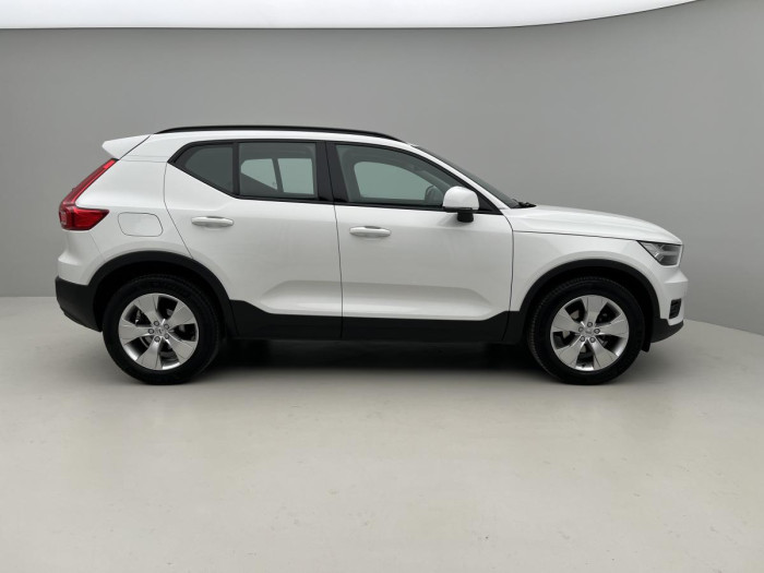 Volvo XC40 T2 MOMENTUM CZ 1.5 Momentum